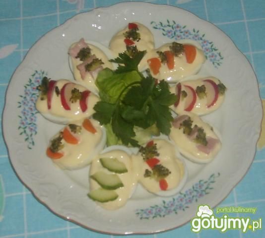 Jajka w sosie majonezowym