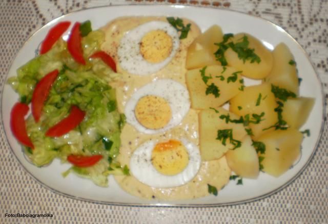 Jajka w sosie musztardowym :
