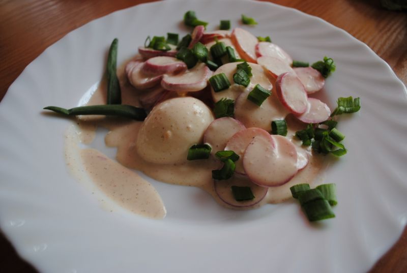 Jajka w sosie śmietanowo- musztardowym