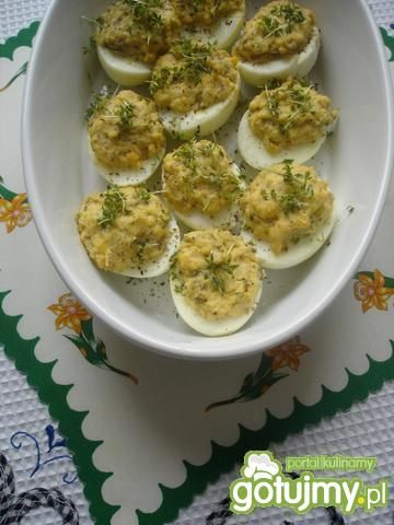 Jajka wielkanocne zapiekane z rzeżuchą  Jajka wielkanocne zapiekane z rzeżuchą