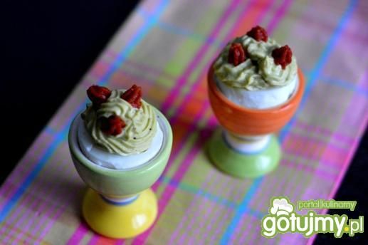 Jajka z awokado Jajka z awokado