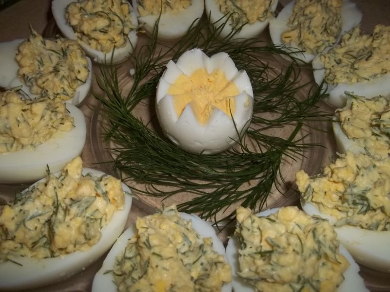 Jajka z farszem koperkowym Jajka z farszem koperkowym