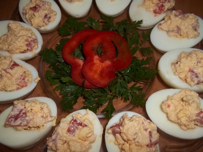 Jajka z farszem pomidorowym Jajka z farszem pomidorowym