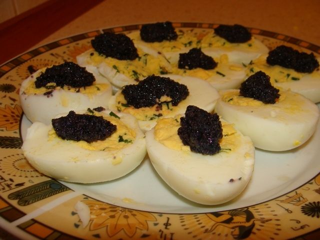 Jajka z kawiorem