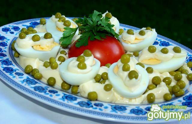Jajka z Majonezem i Groszkiem Jajka z Majonezem i Groszkiem