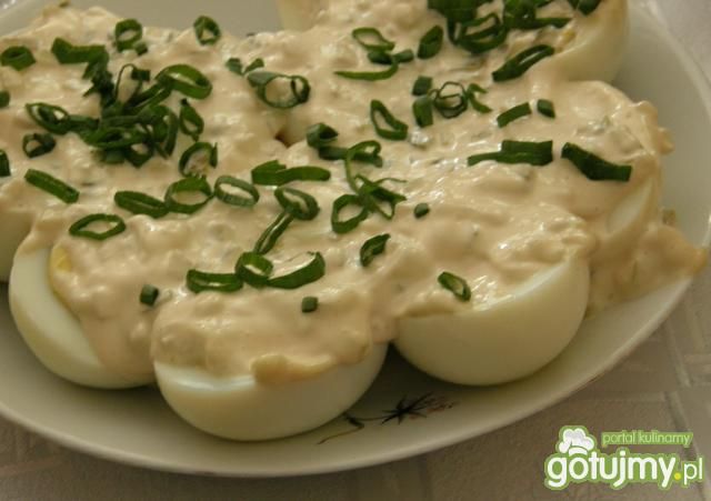 Jajka z majonezowym sosem Jajka z majonezowym sosem