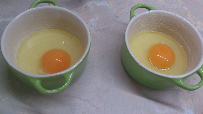 Jajka zapiekane pod kołderką