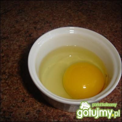 Jajko zapiekane po śmietaną