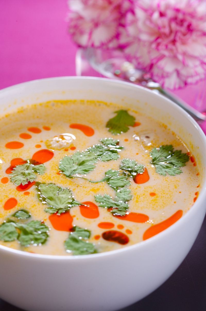 Tajska zupa Tom Kha Kai