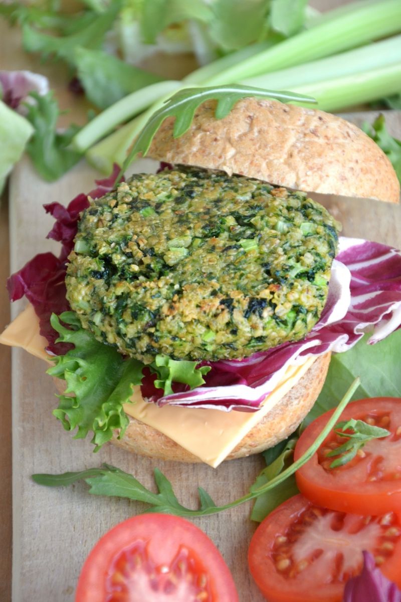 Jarmużowe kotlety do burgerów Jarmużowe kotlety do burgerów