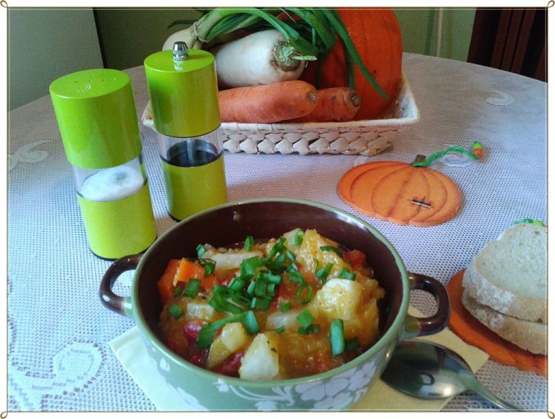 Jarski gulasz z dyni i kaki