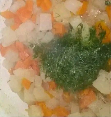 Jarzynka z kalarepki i marchewki do obiadu 