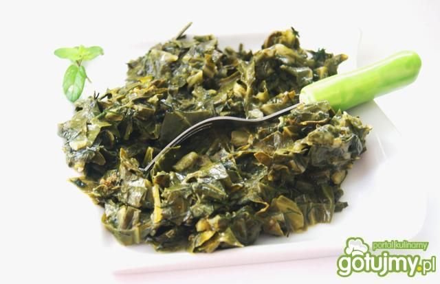 Jarzynka z  liści młodej kapusty Jarzynka z  liści młodej kapusty