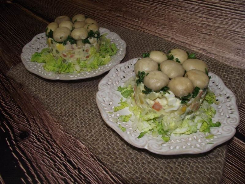 Jarzynowa polanka z pieczarkami  Jarzynowa polanka z pieczarkami
