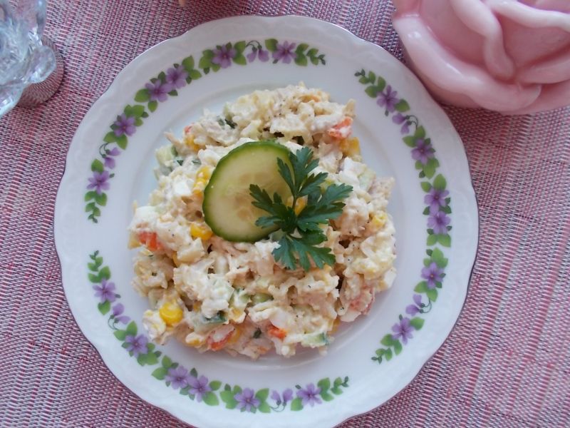 Jarzynowa sałatka ryżowa Jarzynowa sałatka ryżowa