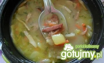 Jarzynowa z boczkiem i kiełbasą Jarzynowa z boczkiem i kiełbasą