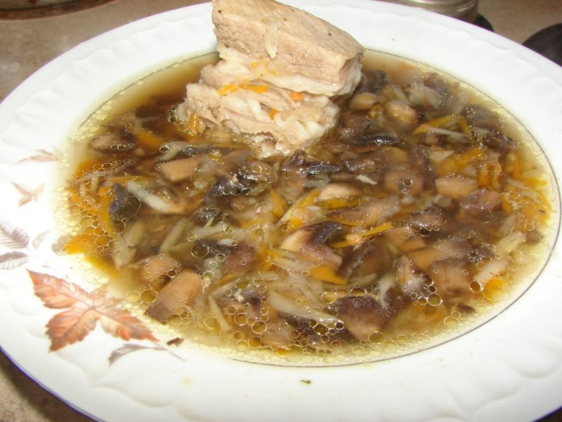 Jarzynowa z pieczarkami Jarzynowa z pieczarkami