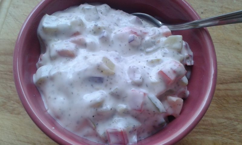 Jarzynowy dip do grilla