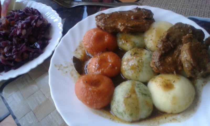 Jedno ciasto trzy rodzaje klusek Jedno ciasto trzy rodzaje klusek