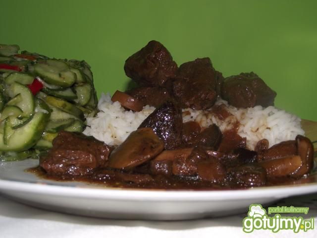 Jeleń z pod grzybkiem 