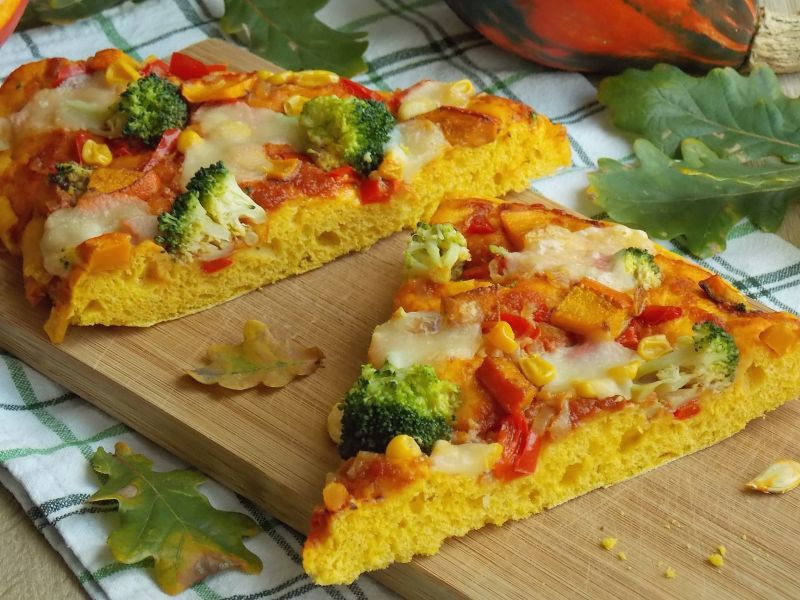 Jesienna pizza z dynią Jesienna pizza z dynią