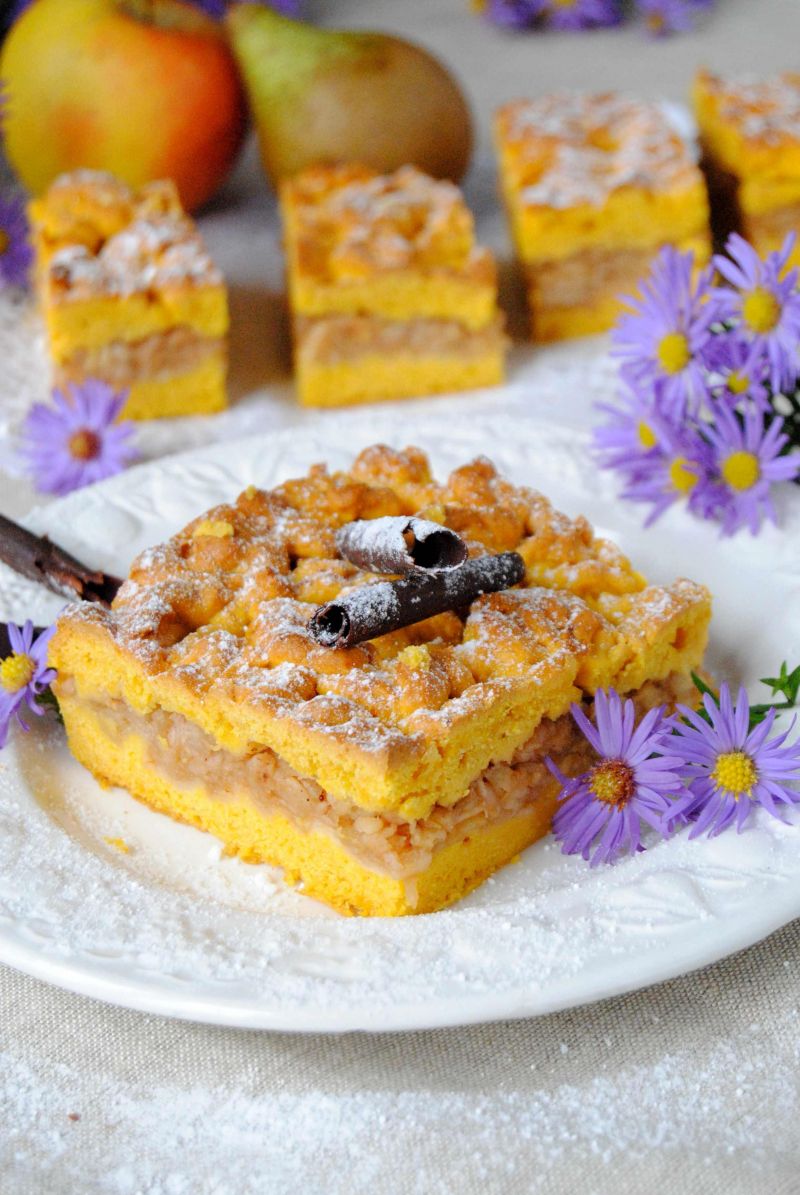 Jesienna, złocista szarlotka Jesienna, złocista szarlotka