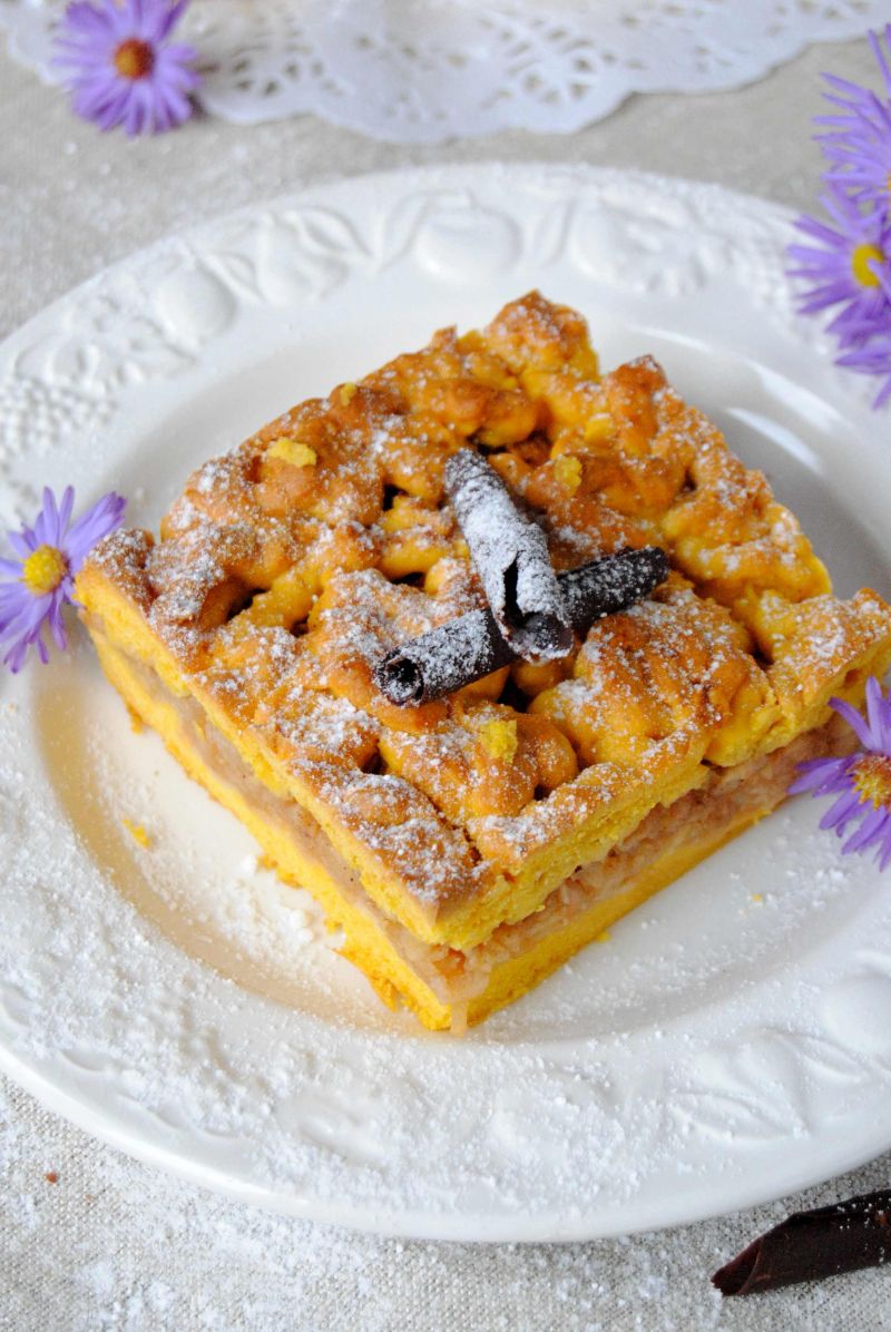 Jesienna, złocista szarlotka Jesienna, złocista szarlotka