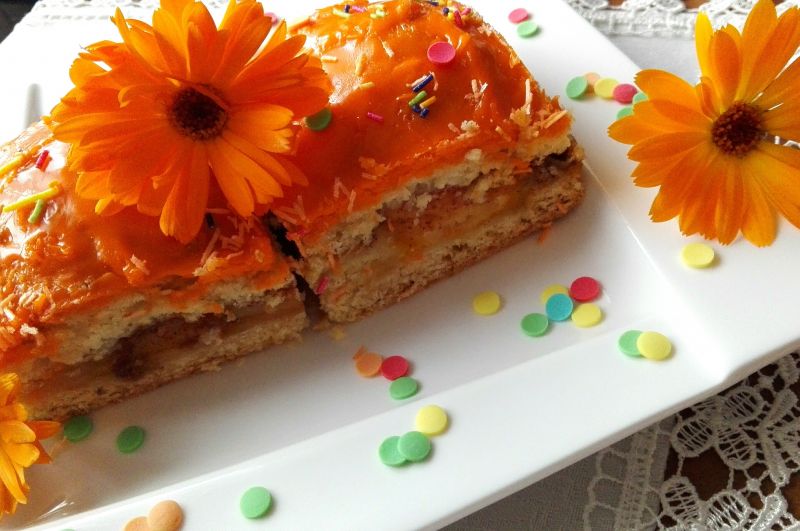 Jesienne ciasto z jabłkami i dynią Jesienne ciasto z jabłkami i dynią