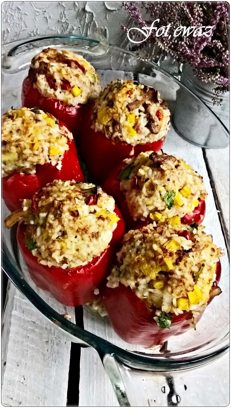 Jesienne faszerowane papryki