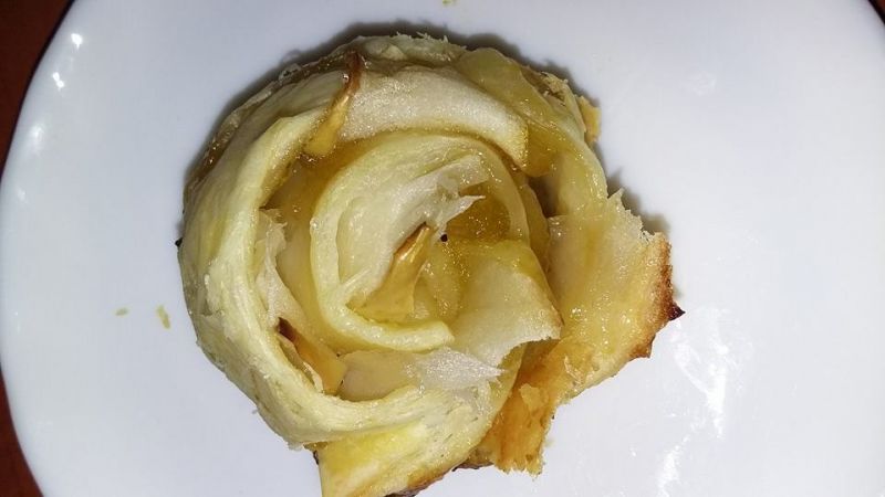 Jesienne zawijasy - jabłkowe różyczki Jesienne zawijasy - jabłkowe różyczki