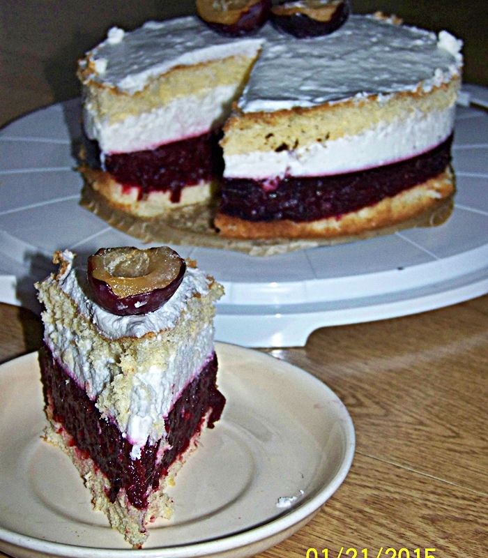 Jesienny torcik z musem śliwkowym Jesienny torcik z musem śliwkowym