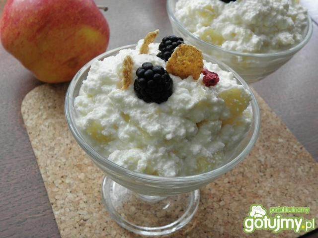 Jeżynooki deser. Jeżynooki deser.