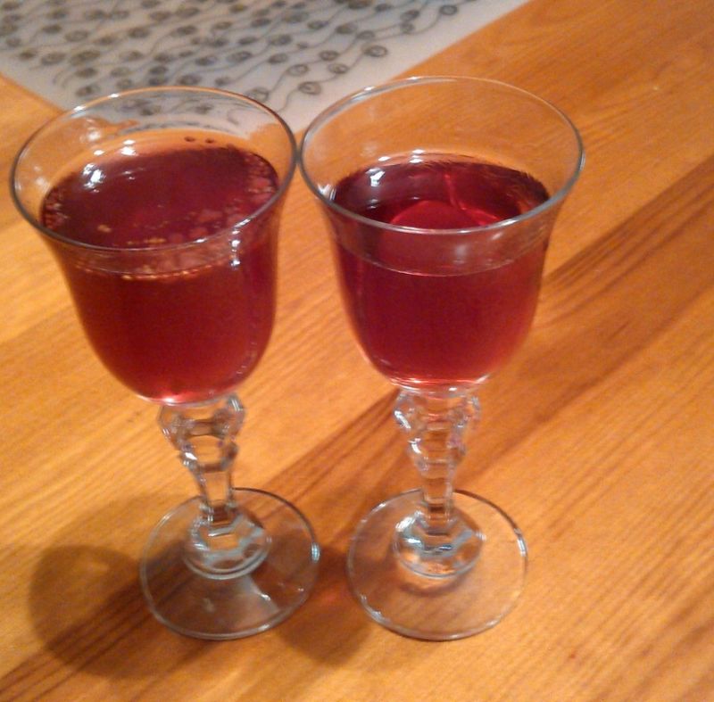 Jeżynowo - malinowo - morelowa nalewka