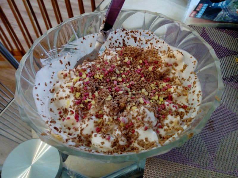 Jogurt śniadaniowy Jogurt śniadaniowy