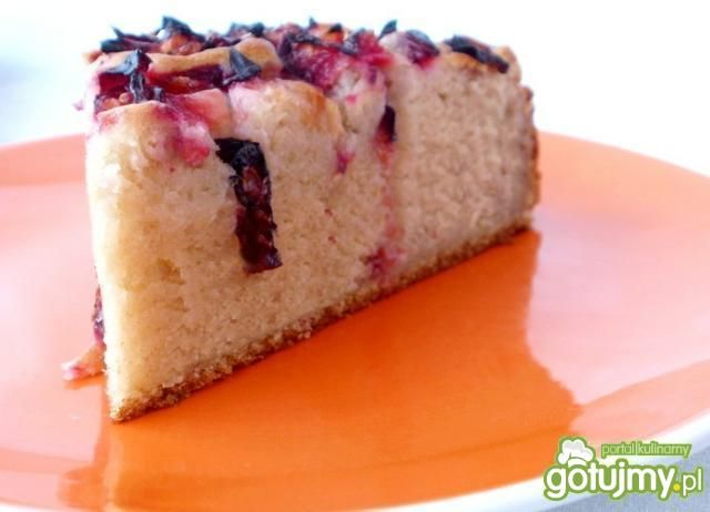 Jogurtowe ciasto bananowo-śliwkowe Jogurtowe ciasto bananowo-śliwkowe