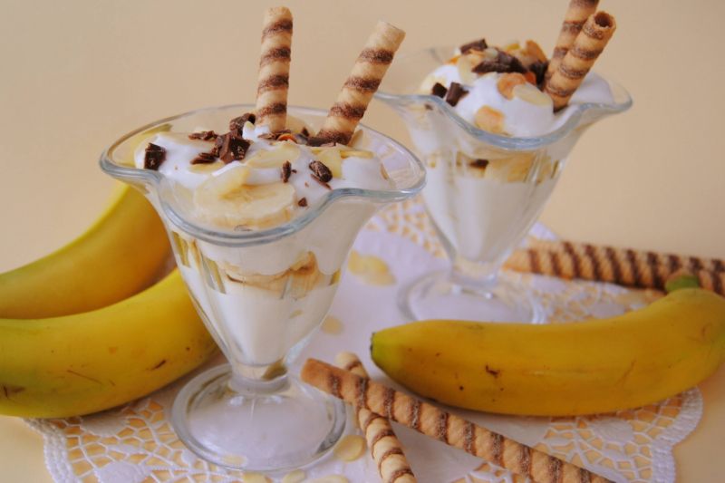 Jogurtowo- bananowy deser