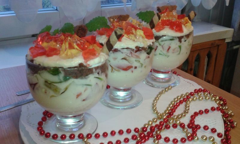 Jogurtowy deserek z galaretką