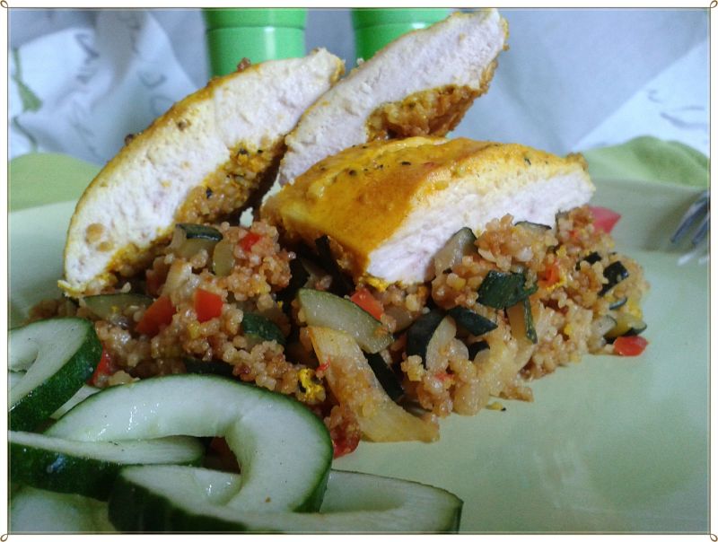 Jogurtowy kurczak i ciepła sałatka kuskus