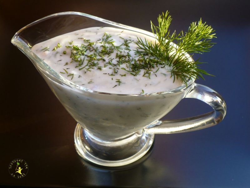 Jogurtowy sos koperkowy
