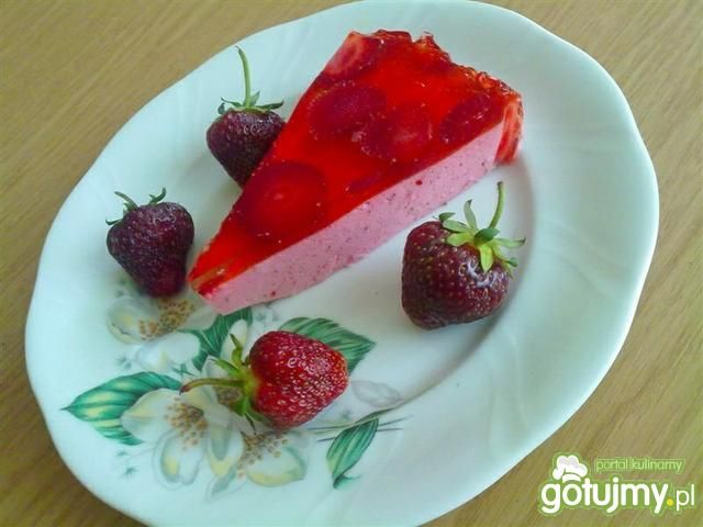 Jogurtowy truskawkowiec na zimno Jogurtowy truskawkowiec na zimno