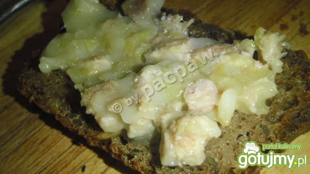 Kacze smarowidło z jabłkiem i czosnkiem