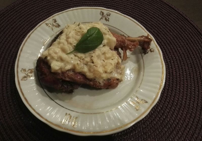 Kacze udka w sosie gruszkowym Kacze udka w sosie gruszkowym