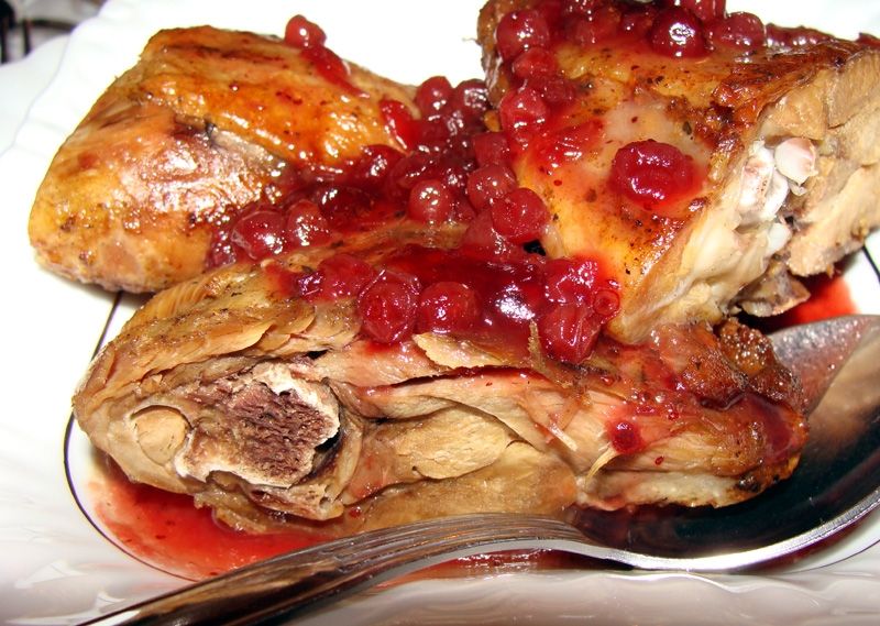 Kaczka w sosie żurawinowym Kaczka w sosie żurawinowym