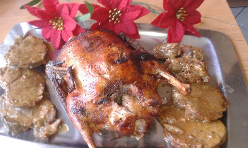 Kaczka z pomarańczami i żurawiną