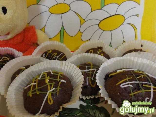 Kakaowe babeczki z jagodami Kakaowe babeczki z jagodami