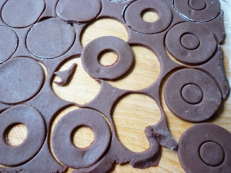 Kakaowe ciasteczka z ziarnami słonecznika