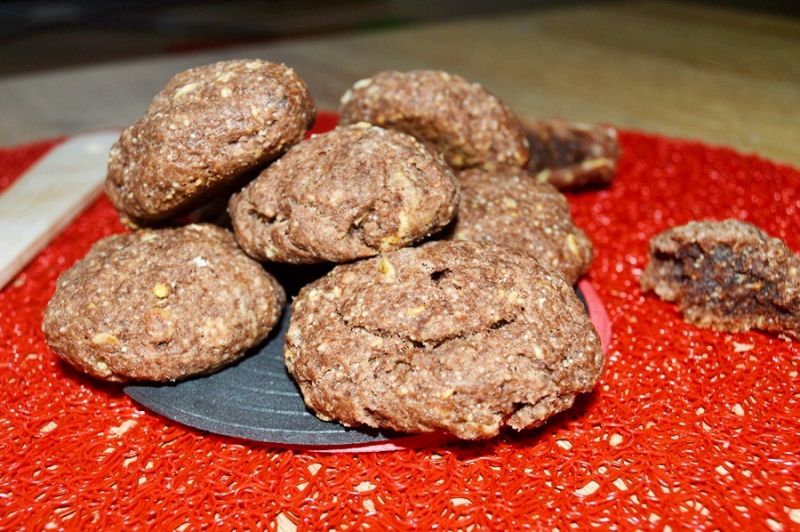 Kakaowe ciastka z kaszą manną