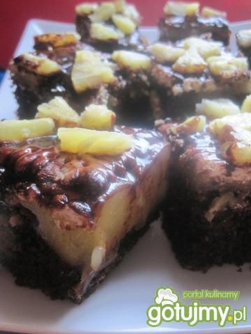 Kakaowe ciasto ananasowe
