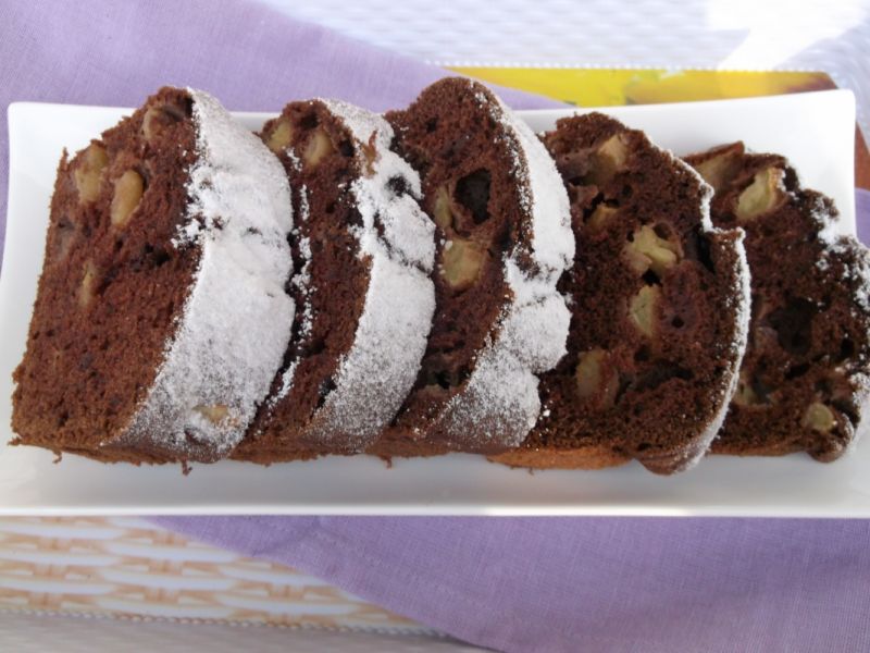Kakaowe ciasto z jabłkami Kakaowe ciasto z jabłkami