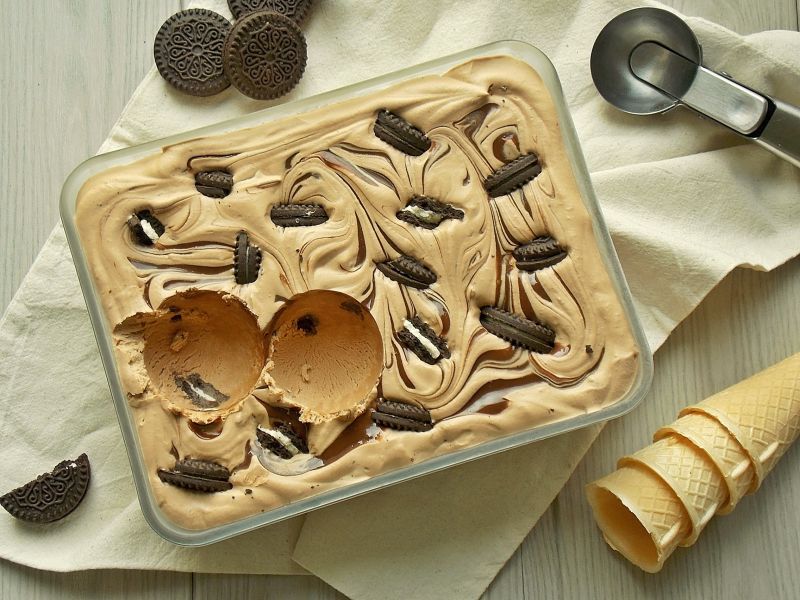 Kakaowe lody kajmakowe z oreo 